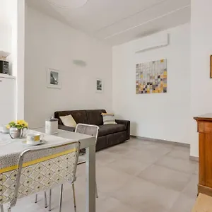 Franca's Rom